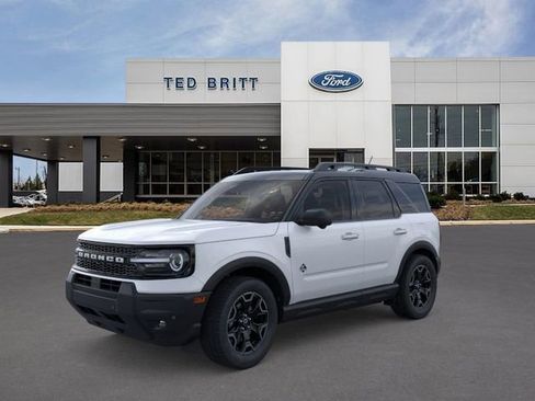 New 2025 Ford Bronco Sport Outer Banks w/ Outer Banks Tech Package+ image 2