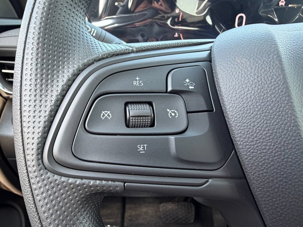 New 2026 Buick Envista Sport Touring w/ Advanced Safety Package FWD image 25