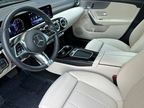 Certified 2025 Mercedes-Benz CLA 250 image 10