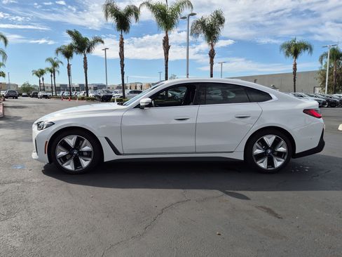 Certified 2025 BMW i4 eDrive40 w/ Premium Package RWD image 7