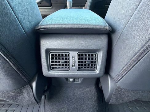 Used 2025 Toyota Camry XLE image 25