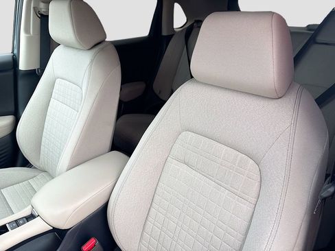 Used 2025 Honda HR-V LX image 19