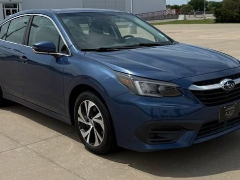 Used 2022 Subaru Legacy Premium AWD/4WD image 9