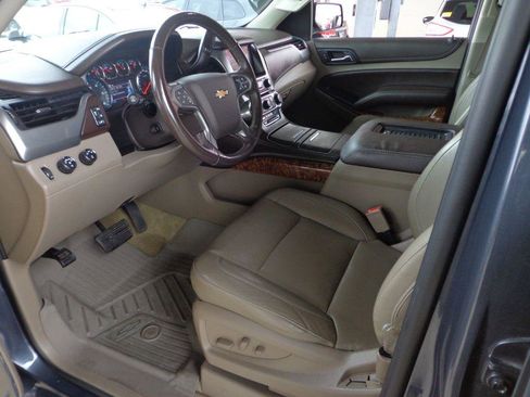 Used 2015 Chevrolet Suburban LTZ image 15