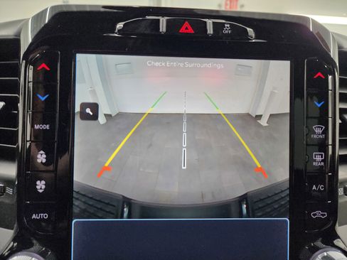 Used 2024 RAM 2500 Big Horn w/ Night Edition image 14