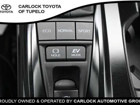 Used 2026 Toyota Camry SE FWD image 34