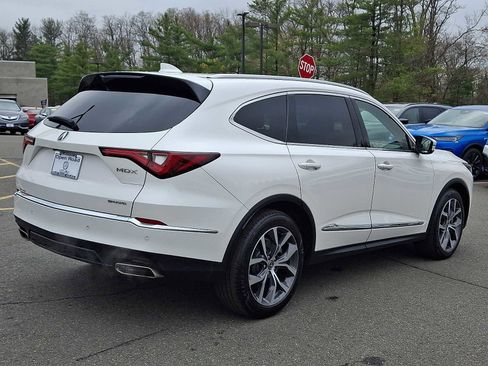Certified 2024 Acura MDX SH-AWD w/ Technology Package image 6