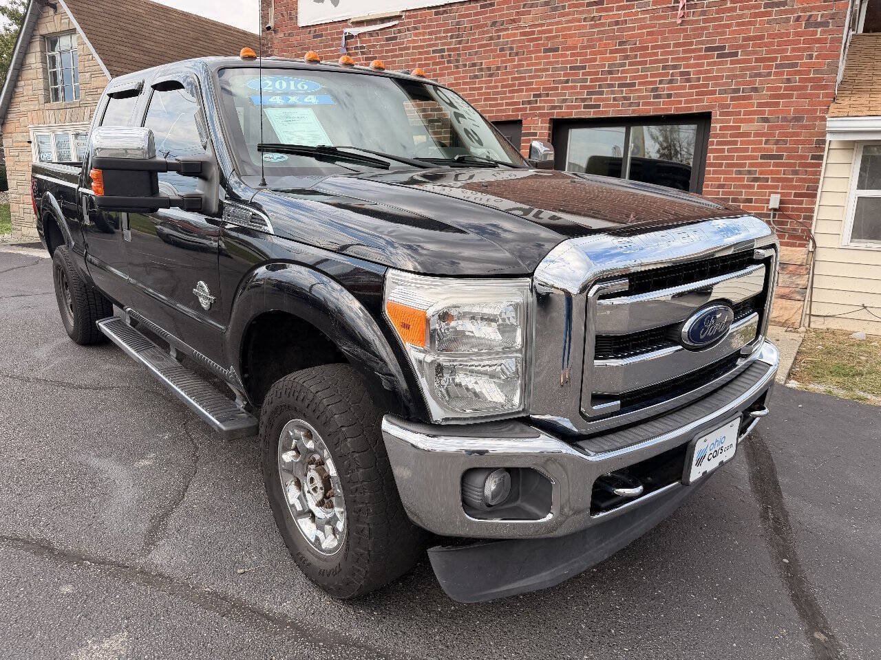 Used 2016 Ford F250 XLT w/ XLT Premium Package AWD/4WD image 2