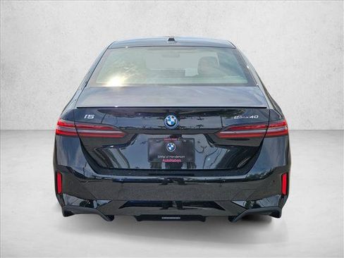 New 2026 BMW i5 eDrive40 w/ M Sport Package RWD image 8