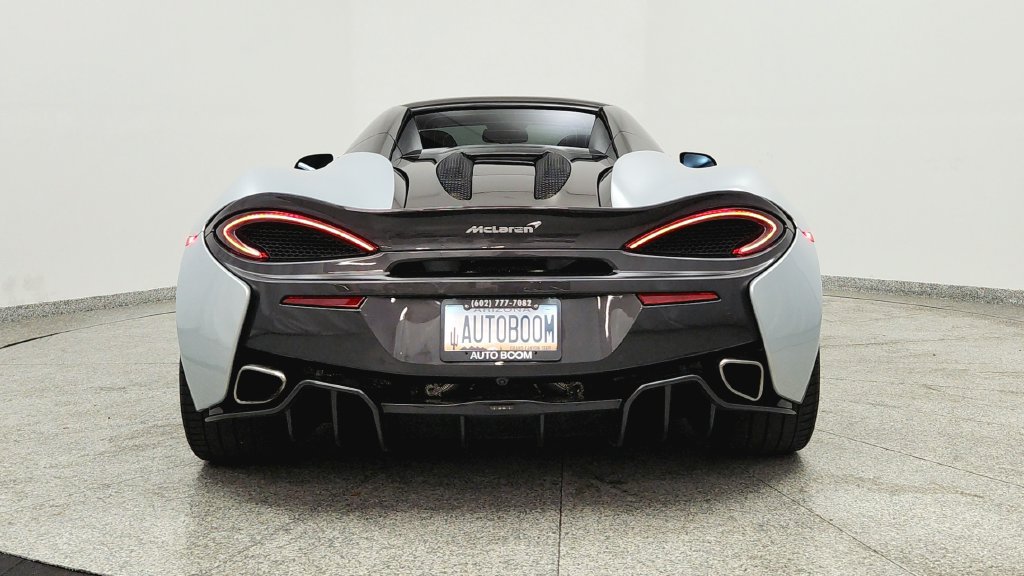 Used 2019 McLaren 570S Spider RWD image 4