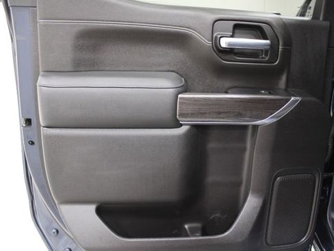 Used 2021 Chevrolet Silverado 1500 LTZ w/ Z71 Off-Road Package image 24