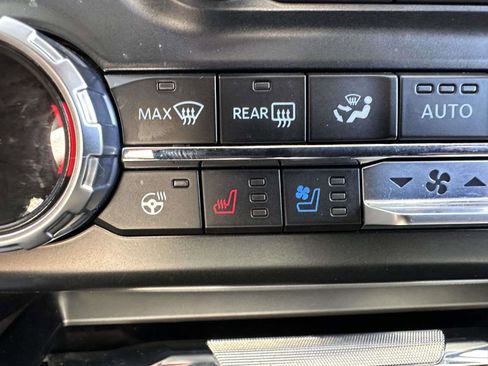 Used 2023 Ford F350 Lariat w/ Lariat Ultimate Package image 27