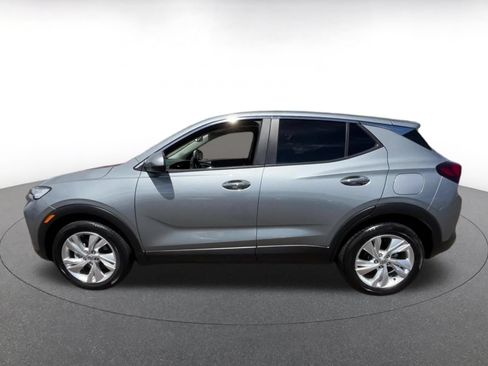 Used 2025 Buick Encore GX Preferred FWD image 8