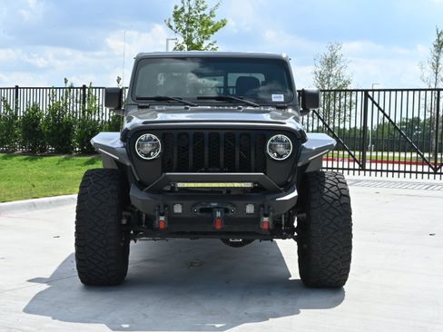 Used 2021 Jeep Gladiator Sport AWD/4WD image 40