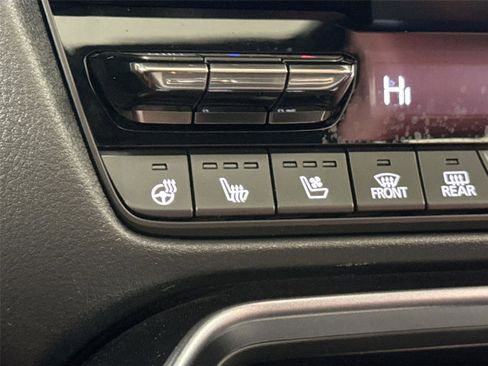 Certified 2025 MAZDA CX-70 3.3 Turbo S w/ Premium Package image 8