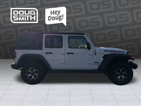 Used 2019 Jeep Wrangler Unlimited Rubicon AWD/4WD image 6