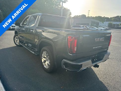 Used 2019 GMC Sierra 1500 SLT w/ SLT Premium Plus Package AWD/4WD image 4