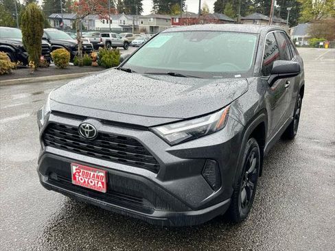 Certified 2024 Toyota RAV4 LE AWD/4WD image 4