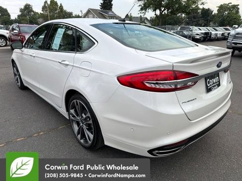 Used 2017 Ford Fusion Titanium FWD image 7