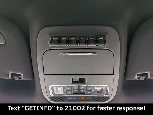 Used 2022 Ford F150 Raptor w/ Equipment Group 801A High AWD/4WD image 26