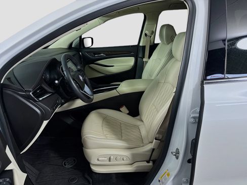 Used 2023 Buick Enclave Avenir w/ Avenir Technology Package FWD image 22