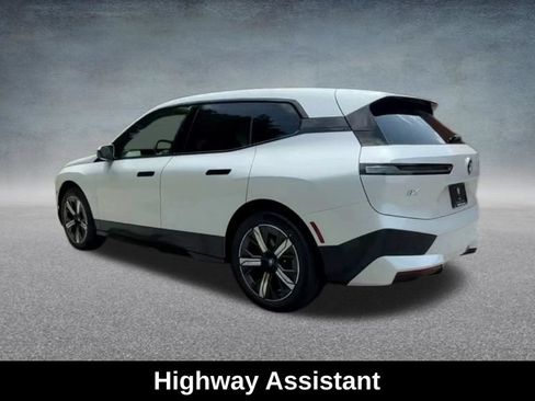 Used 2024 BMW iX xDrive50 w/ Sport Package AWD/4WD image 19