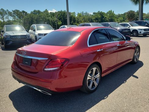 Used 2020 Mercedes-Benz E 350 Sedan image 3