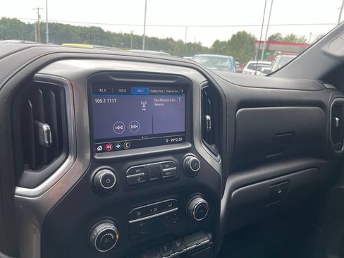 Used 2020 Chevrolet Silverado 1500 LT w/ Trailering Package AWD/4WD image 16