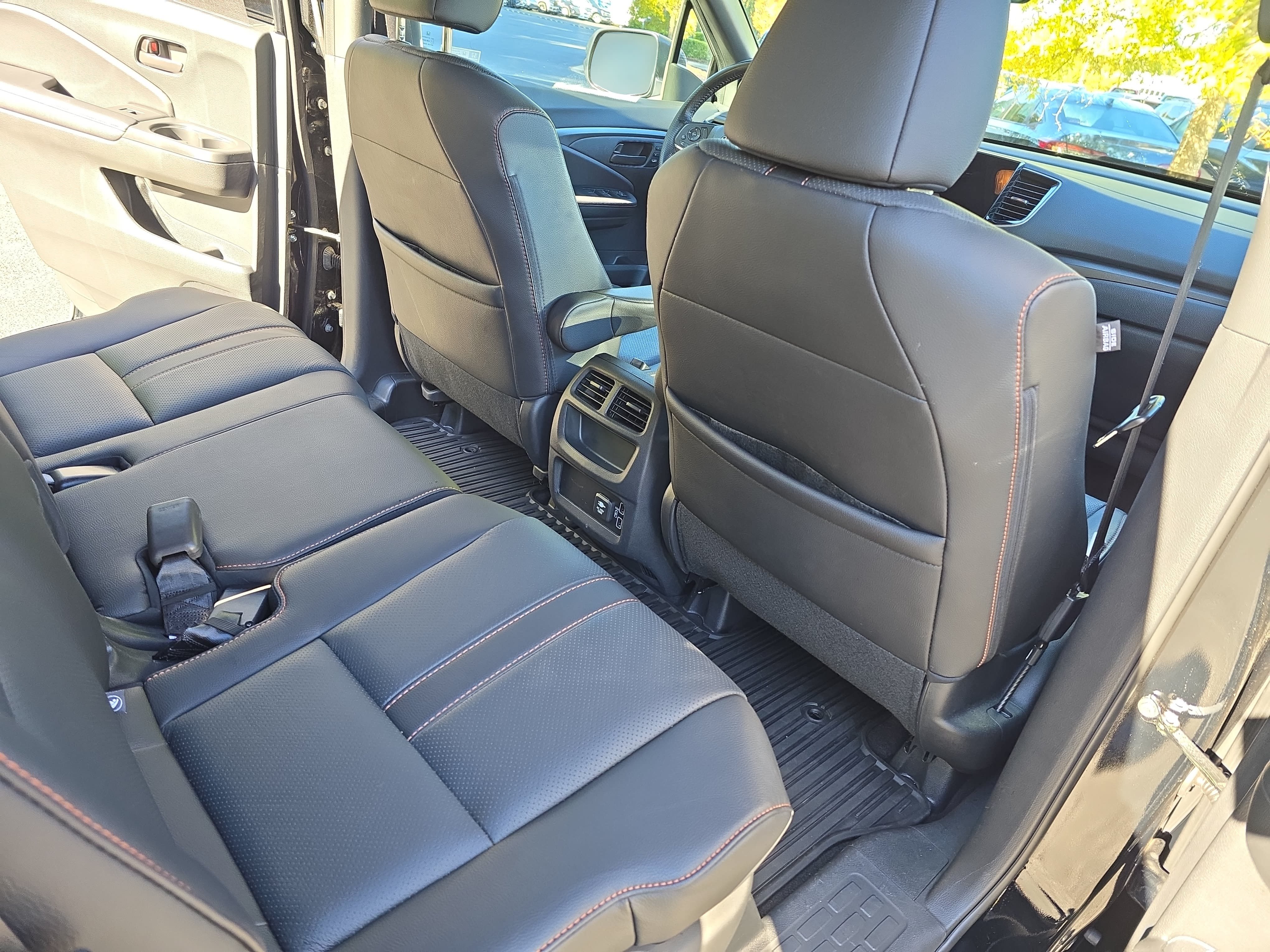 Used 2023 Honda Passport TrailSport image 11