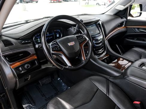 Used 2019 Cadillac Escalade Premium Luxury w/ LPO, Radiant Package RWD image 2