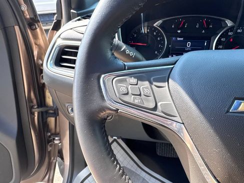 Used 2019 Chevrolet Equinox LT FWD image 26