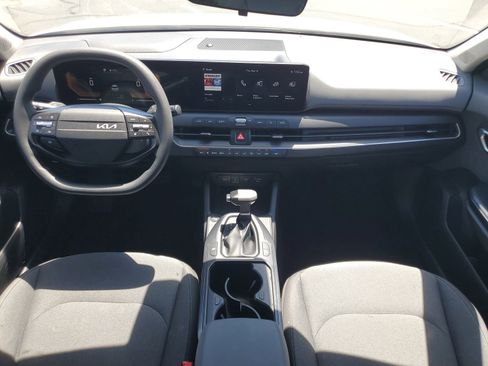 Used 2025 Kia K4 FWD image 24