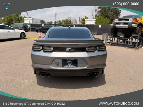 Used 2020 Chevrolet Camaro SS RWD image 5