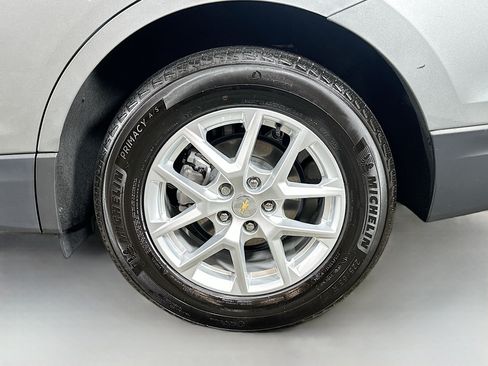 Used 2024 Chevrolet Equinox LT w/ LPO, Floor Liner Package FWD image 28