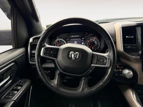 Used 2019 RAM 1500 Laramie image 8