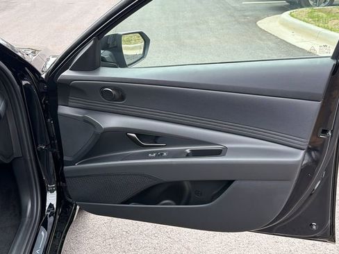 New 2026 Hyundai Elantra Sport FWD image 16