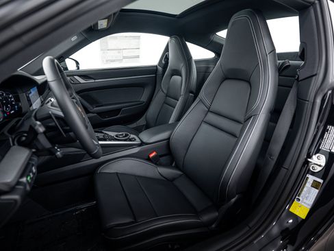 New 2026 Porsche 911 Carrera 4S image 5