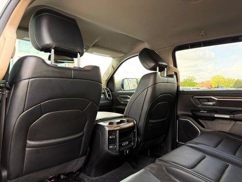 Used 2020 RAM 1500 Laramie AWD/4WD image 28
