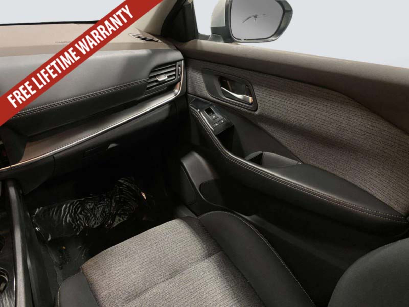 Used 2023 Nissan Rogue SV AWD/4WD image 26