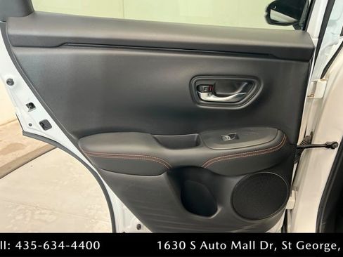 Used 2025 Honda HR-V Sport image 18