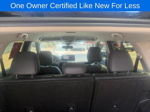 Used 2025 Nissan Rogue SL AWD/4WD image 11