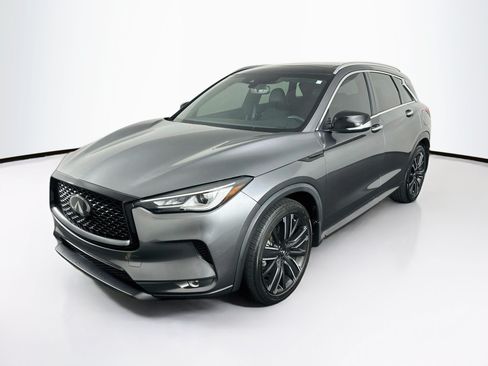 Used 2022 INFINITI QX50 Luxe w/ Appearance Package AWD/4WD image 3