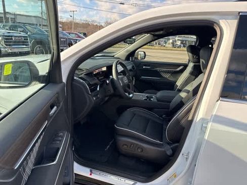 New 2026 GMC Acadia Denali w/ Super Cruise Package image 18