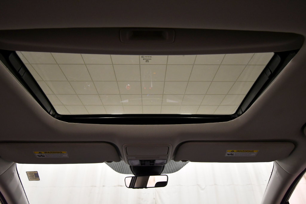 Certified 2025 Honda Odyssey EX-L image 16