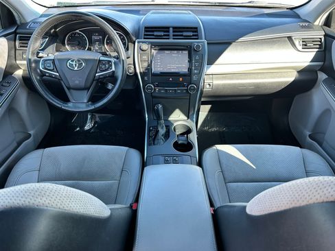 Used 2015 Toyota Camry XSE w/ Moonroof Package image 21