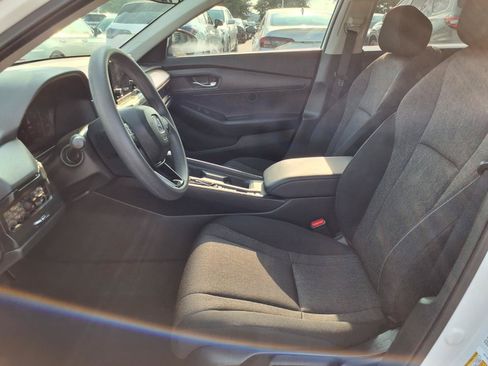Certified 2023 Honda Accord LX image 16