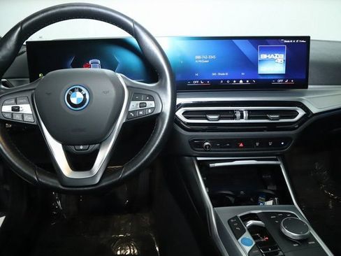 Used 2024 BMW i4 xDrive40i w/ Convenience Package AWD/4WD image 29