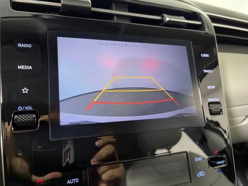 Certified 2023 Hyundai Tucson SEL w/ Convenience Package image 23