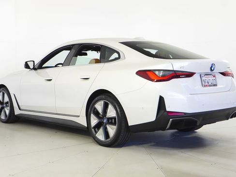 Used 2023 BMW i4 eDrive35 w/ Premium Package RWD image 9