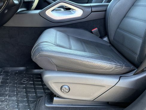 Used 2024 Mercedes-Benz GLE 350 4MATIC image 30